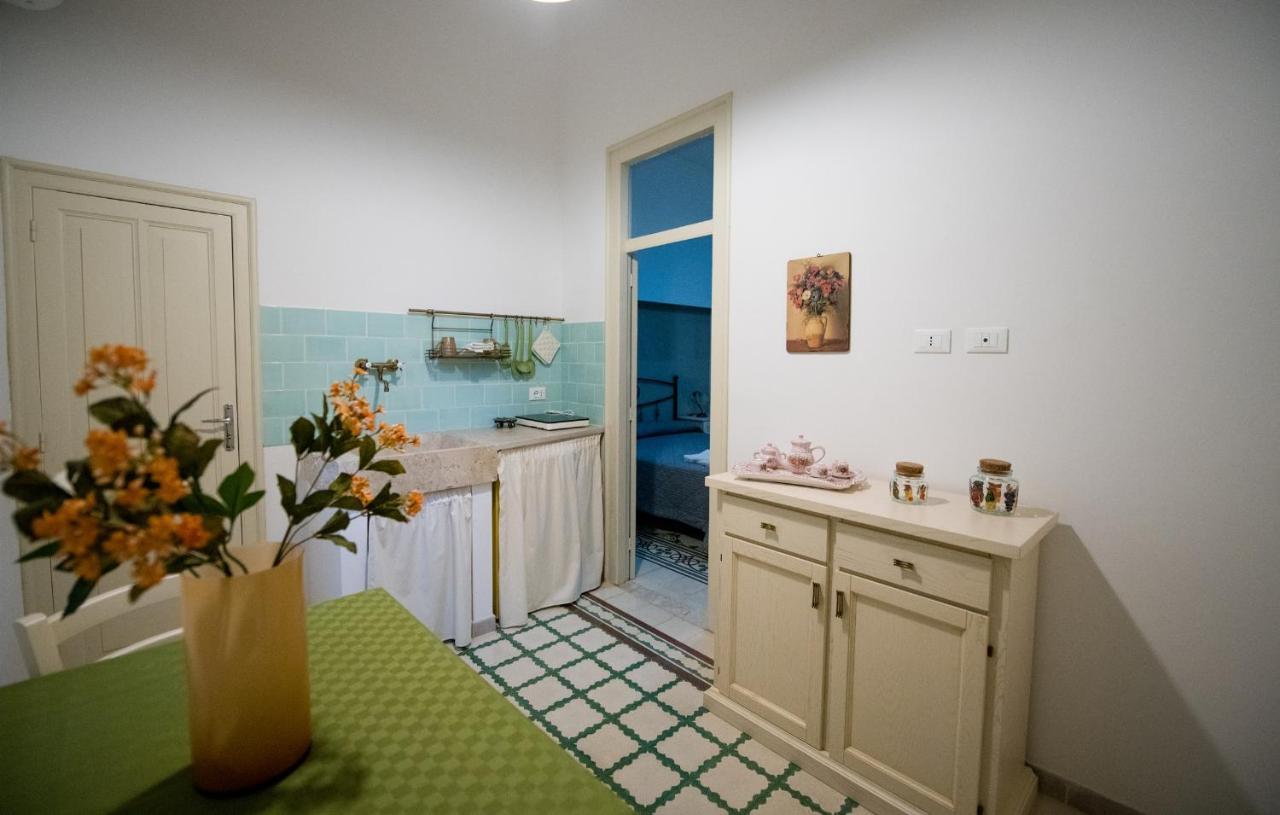 Staiti Apartments ตราปานี ภายนอก รูปภาพ