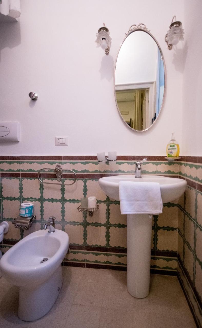 Staiti Apartments ตราปานี ภายนอก รูปภาพ